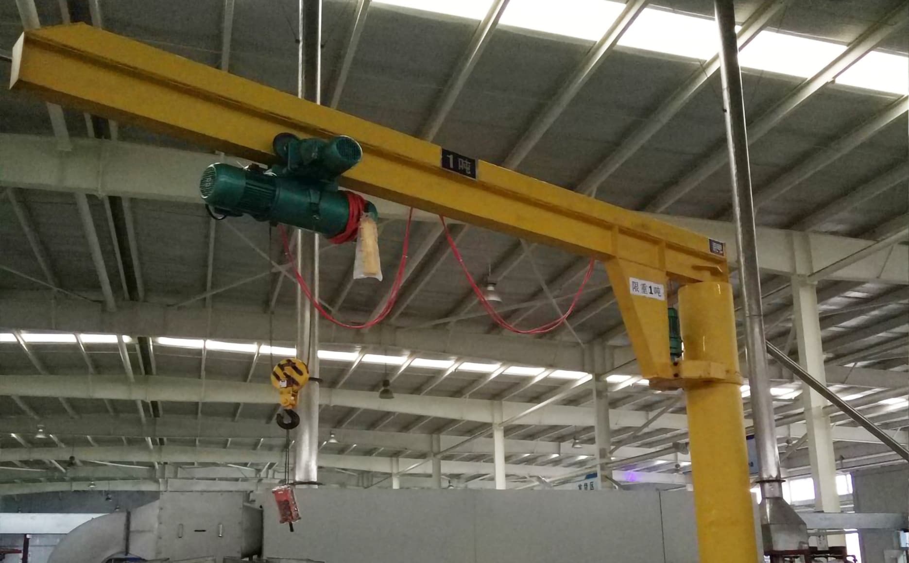 立柱式悬臂吊起重机